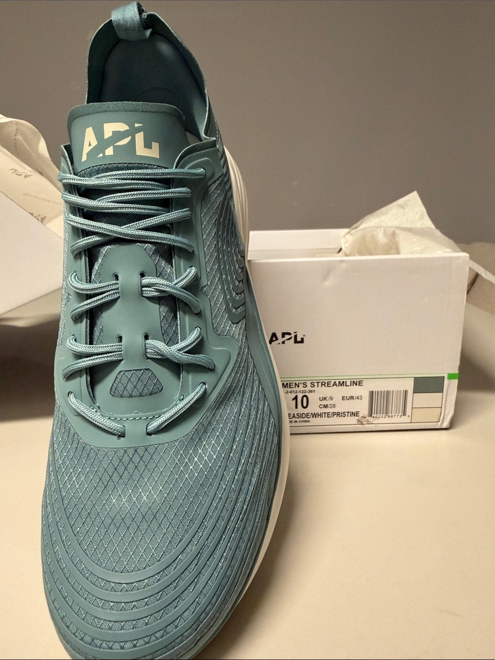 APL Men’s Streamline Sneaker in Seaside/White/Pristine